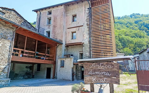 Valtellina 646: Water, Tree, Swimming Pool, Resort, Garden, Eco Hotel, Shade, Landscaping, Tropics