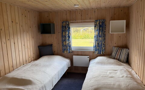 Sys - from the Sea: Wood, Bedroom, Bed, Bedding, Bed Sheet, Bed Frame, Wood Stain, Hardwood, Linens, Plank