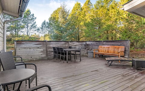 Neval - 150M from the Sea: Wood, Garden, Backyard, Land Lot, Home, Roof, Shade, Deck, Hardwood, Yard