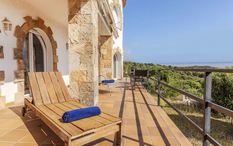 La Perla: Apartment, Balcony, Coast, Condominium, Seaside Resort, Resort, Fence, Resort Town, Hotel, Handrail
