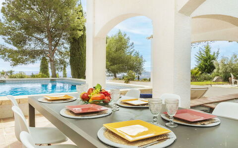 La Perla: Apartment, Balcony, Coast, Condominium, Seaside Resort, Resort, Fence, Resort Town, Hotel, Handrail