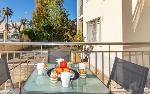 La Esmeralda: Apartment, Balcony, Coast, Condominium, Seaside Resort, Resort, Fence, Resort Town, Hotel, Handrail