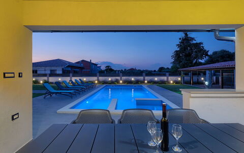 Alba Rossa: Apartment, Balcony, Coast, Condominium, Seaside Resort, Resort, Fence, Resort Town, Hotel, Handrail