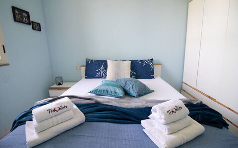 Celeste'S House in Torre Dell'Orso: Furniture, Bed, Bedroom, Interior Design, Bed Sheet, Bedding, Room, Linens, Floor, Textile