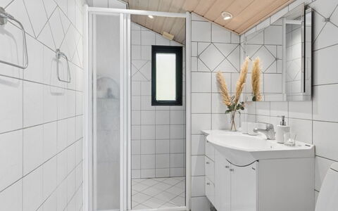 Emelita - 1.1Km from the Sea: Flooring, Wall, Interior Design, Plumbing Fixture, Floor, Ceiling, Bathroom, Sink, Plumbing, Bathroom Cabinet