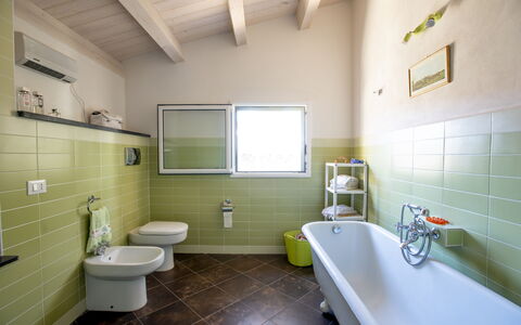 Tenuta Renna: Interior Design, Plumbing Fixture, Flooring, Floor, Plumbing, Bathroom, Tap, Ceiling, Room, Tile