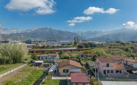 Casa Alma: Mountainous Landforms, Hill, Mountain, Landscape, Highland, Hill Station, Slope, Mountain Range, Valley, Chaparral