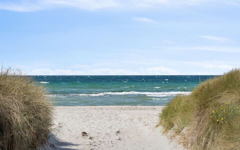 Gizelle - 200M from the Sea: Blue, Natural Environment, Beach, Horizon, Coast, Sea, Coastal And Oceanic Landforms, Ecoregion, Shore
