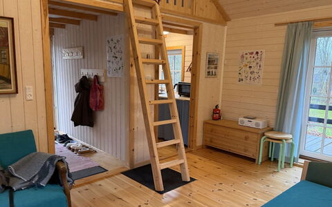 Heda - 1.6Km to the Fjord: Wood, Flooring, Furniture, Floor, Interior Design, Wood Flooring, Hardwood, Wood Stain, Ceiling, Room