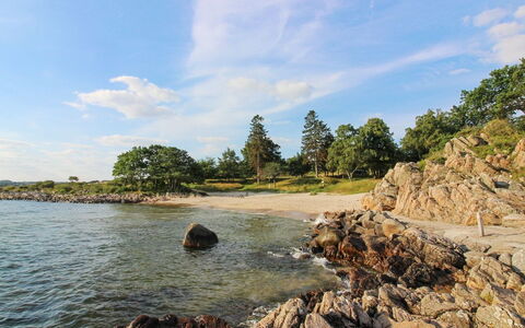 Espen - 300M from the Sea: Water, Water Resources, Body Of Water, Rock, Coast, Natural Landscape, Coastal And Oceanic Landforms, Shore, Watercourse