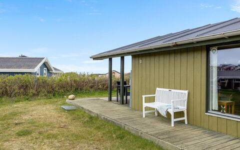 Alea - 150M from the Sea: Grass, Roof, House, Home, Cottage, Land Lot, Siding, Rural Area, Porch, Garden Buildings