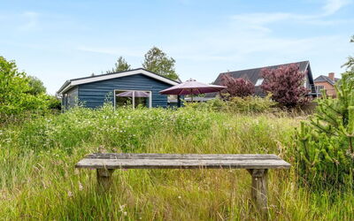 Tinka - 100M from the Sea