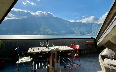 Nicotina: Swimming Pool, Hotel, Balcony