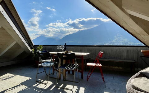 Nicotina: Swimming Pool, Hotel, Balcony
