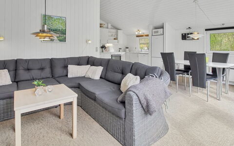 Brunhild - 29Km from the Sea: Wood, Flooring, Couch, Furniture, Floor, Living Room, Ceiling, Hardwood, Wood Flooring
