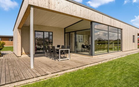 Safir - 200M to the Fjord: Furniture, Wood, Interior Design, Flooring, Floor, Chair, Room, Ceiling, Living Room, Apartment