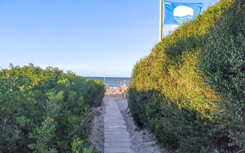 Villa Margherita: Blue, Sea, Ocean, Beach, Coast, Sunlight, Leisure, Shore, Tropics