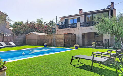 Villa Dolce Vita: Swimming Pool, Residential Area, Garden, Estate, Backyard, Leisure, Shade, Resort, Landscaping, Lawn