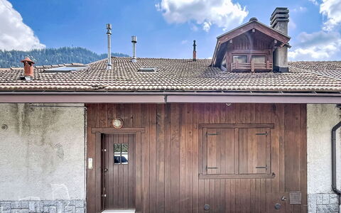 Lo Chalet del Bepy: Wood, House, Cottage, Home, Swimming Pool, Porch, Door, Resort, Shade, Estate