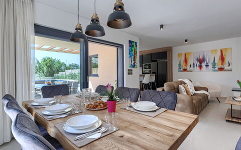 Belana: Door, Family Car, Parking, Luxury Vehicle, Paint, Home Door