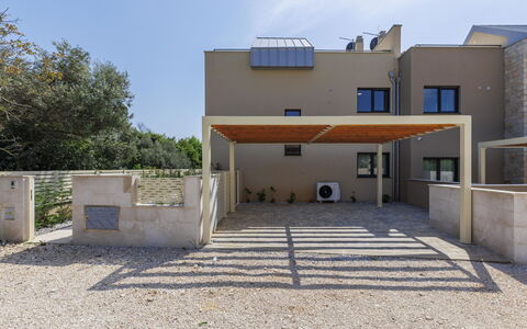 Delora: Door, Family Car, Parking, Luxury Vehicle, Paint, Home Door