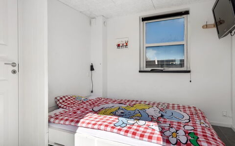Vaska - 75M from the Sea: Wall, Bedroom, Bed, Interior Design, Bed Sheet, Floor, Furniture, Bedding, Flooring, Ceiling