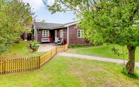 Amina - 500M from the Sea: Shrub, Cottage, Garden, Groundcover, Lawn, Yard, Backyard, Farmhouse, Landscaping, Garden Buildings