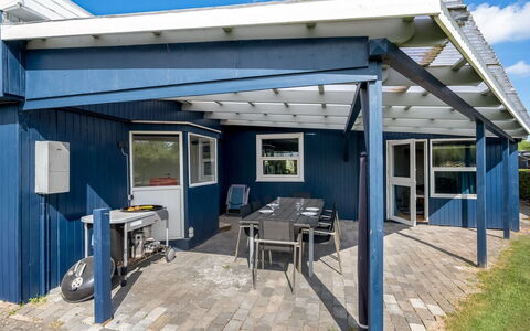 Nisse - 300M from the Sea: Furniture, Wood, Interior Design, Flooring, Floor, Chair, Room, Ceiling, Living Room, Apartment