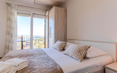 Accommodation:&nbsp;Villa Mare 115.4