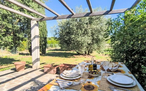 Cottage Girasole di Mare: Furniture, Interior Design, Flooring, Chair, Floor, Table, Kitchen & Dining Room Table, Shade, Ceiling, Wood Stain