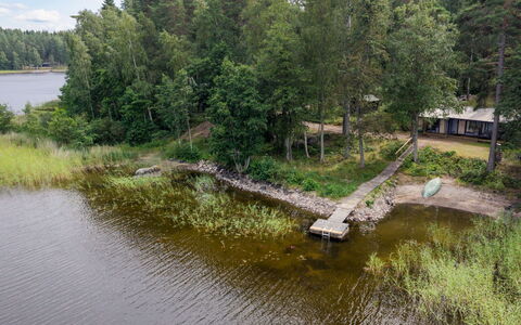 Ranta 1: Water Resources, Water, Body Of Water, Tree, Natural Environment, Natural Landscape, Waterway, Bank, Watercourse