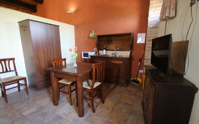 Accommodation:&nbsp;Bilo