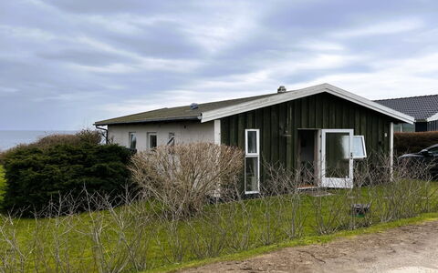 Frørup 618: Building, House, Roof, Home, Cottage, Land Lot, Siding, Estate, Yard, Garden Buildings