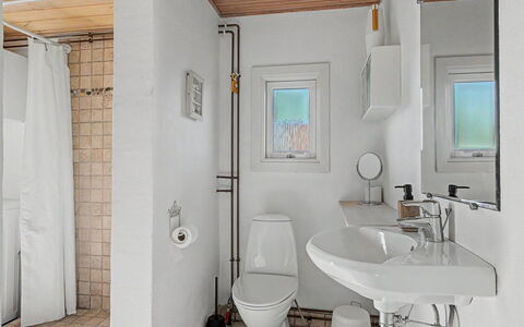Edla - 35M from the Sea: Plumbing Fixture, Wall, Interior Design, Flooring, Bathroom, Sink, Floor, Bathroom Sink, Ceiling, Toilet Seat