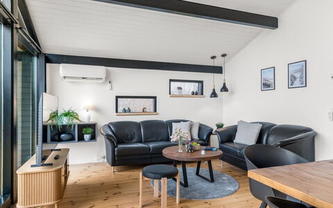 Gojko - from the Sea: Furniture, Interior Design, Couch, Flooring, Ceiling, Wood, Living Room, Floor, Lighting, Light Fixture