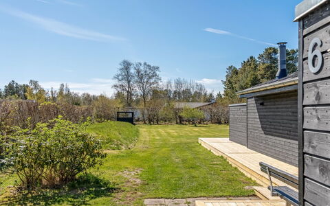 Gojko - from the Sea: Roof, House, Home, Cottage, Door, Siding, Deck, Porch, Plank, Hardwood
