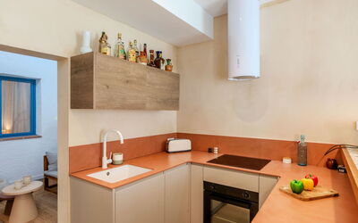 Accommodation:&nbsp;Edificio Candela 388.1