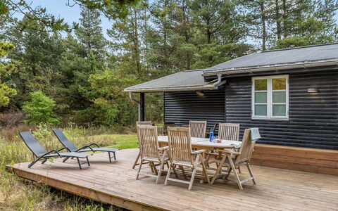 Momo - 2.8Km from the Sea: Blue, Cottage, House, Home, Farmhouse, Estate, Siding