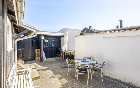Niela - 300M from the Sea: Blue, Cottage, House, Home, Farmhouse, Estate, Siding
