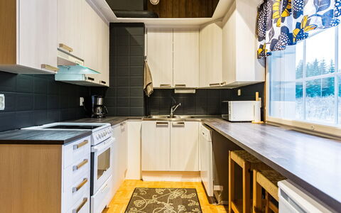 Järvitupa: Kitchen, Kitchen Appliance, Major Appliance, Wood, Countertop, Interior Design, Flooring, Ceiling, Floor, Cabinetry