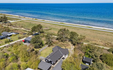 Ilppo - 100M from the Sea: Water, Water Resources, Body Of Water, Rock, Coast, Natural Landscape, Headland, Coastal And Oceanic Landforms, Terrain, Promontory