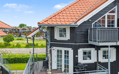 Andine - 375M from the Sea: Wood, Wood Flooring, Flooring, Hardwood, Plank, Wood Stain, Deck, Floor, Home, Siding