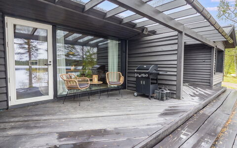 Lapland Hygge B: Wood, Deck, Siding, Plank, Hardwood, Porch, Shade, Design, Outdoor Structure, Garden Buildings