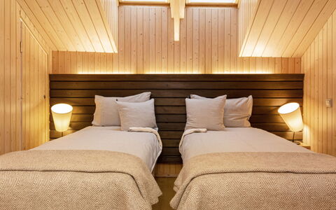 Villa Johanna: Interior Design, Floor, Wood, Flooring, Bedroom, Ceiling, Lighting, Bed, Furniture, Brown