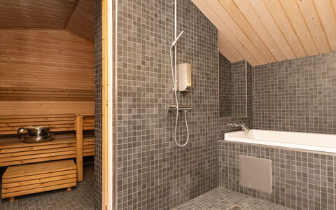 Villa Johanna: Flooring, Wood, Floor, Interior Design, Ceiling, Plumbing Fixture, Plumbing, Composite Material, Tile, Bathroom