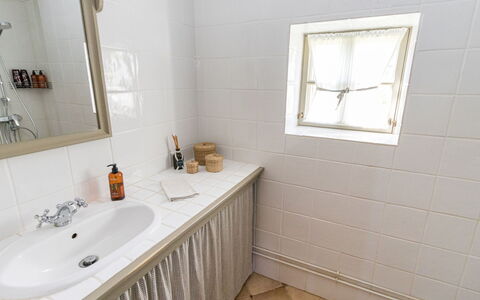 Gammelgård Jahtimaja: Flooring, Wall, Floor, Plumbing Fixture, Interior Design, Bathroom, Tap, Plumbing, Tile, Sink