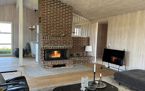 Sighfrith - 500M from the Sea: Wood, Flooring, Furniture, Interior Design, Floor, Hearth, Living Room, Ceiling, Room, Brick