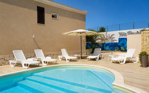 Villa Giugiola: Swimming Pool, Resort, Outdoor Furniture, Hotel, Umbrella, Shade, Eco Hotel, Sunlounger, Resort Town, Estate