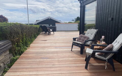 Sighrik - 25M from the Sea: Wood, Roof, Home, House, Architecture, Siding, Land Lot, Cottage, Shed, Garden Buildings