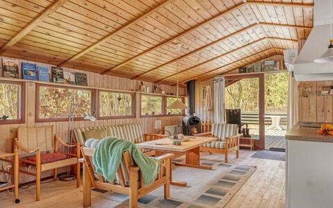 Antomine - 500M from the Sea: Wood, Ceiling, Furniture, Interior Design, Flooring, Porch, Floor, Hardwood, Wood Flooring, Wood Stain